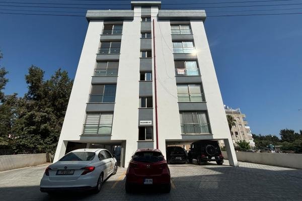 MODERN COMFORT AND INVESTMENT OPPORTUNITY IN KYRENIA CITY CENTER 2+1 FLAT FOR SALE