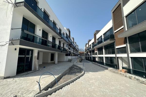 2+1/3+1 READY FLATS FOR SALE WITHIN THE SITE IN GIRNE ALSANCAK AREA