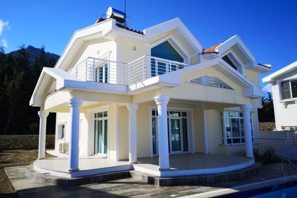 4+1 MAGNIFICENT VILLA FOR SALE IN GIRNE EDREMIT