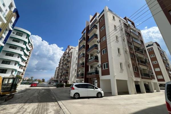 İSKELE LONG BEACHTE ACİL SATILIK 1+1 DAİRE FIRSATI